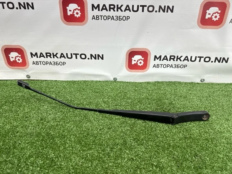 Поводок двоников Skoda Octavia 2013 5E1955410 A7 1.2 CJZ, правый