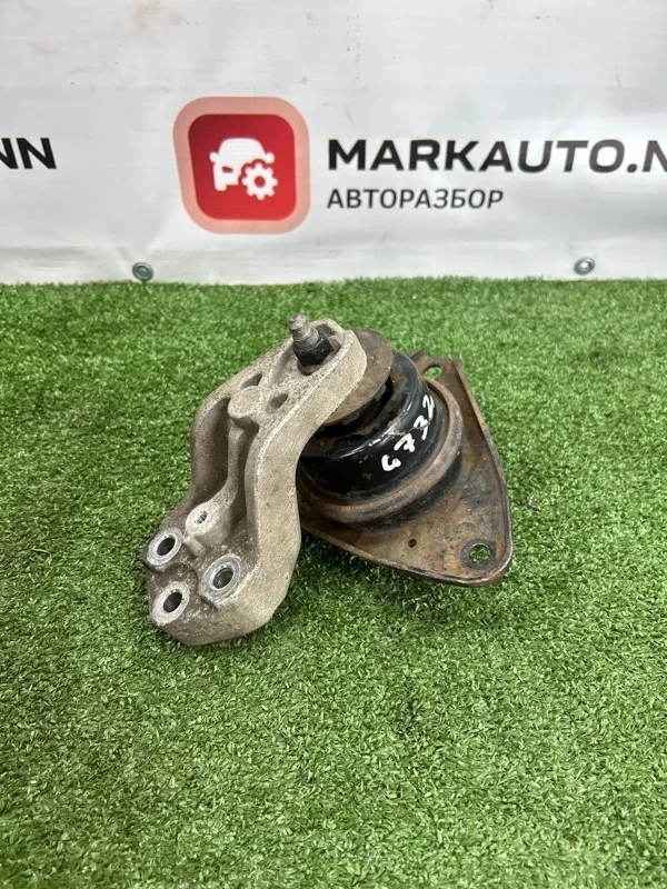 Опора ДВС Hyundai I30 2009 218100Q000 1.4 G4FA, правая