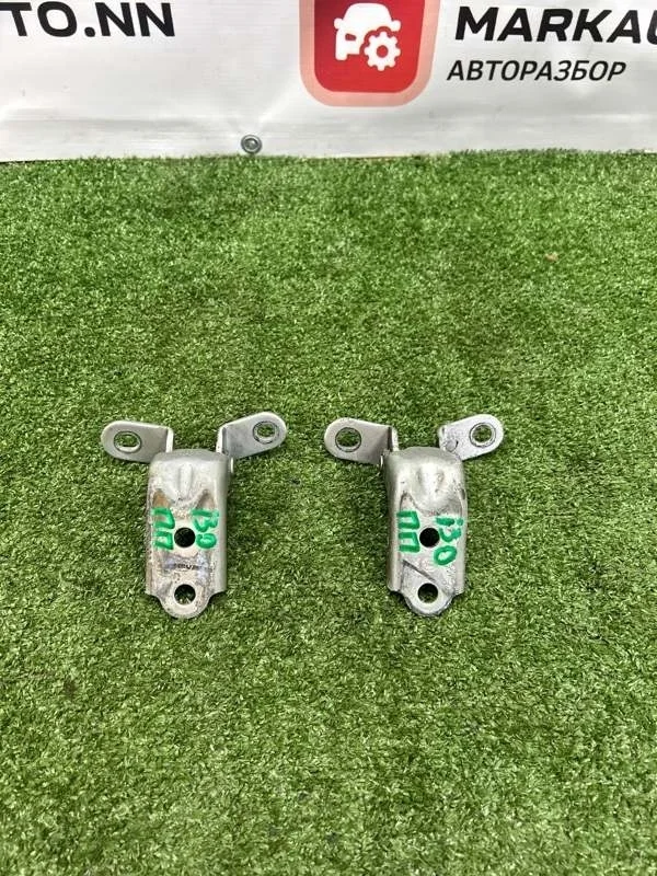 Петли двери Hyundai I30 2009 793202H000 1.4 G4FA, передние правые