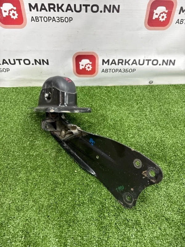 Рычаг продольный Skoda Octavia 2011 1K0505224K A5 1.6 BSE, задний правый