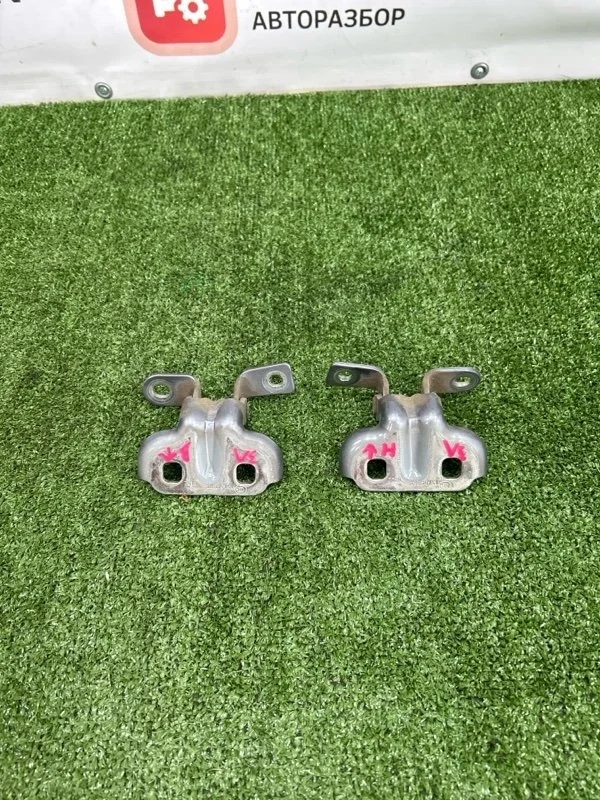 Петли двери Chevrolet Aveo 2012 95330582 T300 F16D4, задние левые