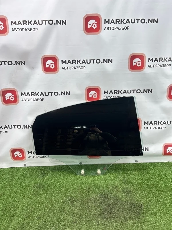 Стекло двери Kia Rio 2012 834214X010 3 1.6 G4FC, заднее правое