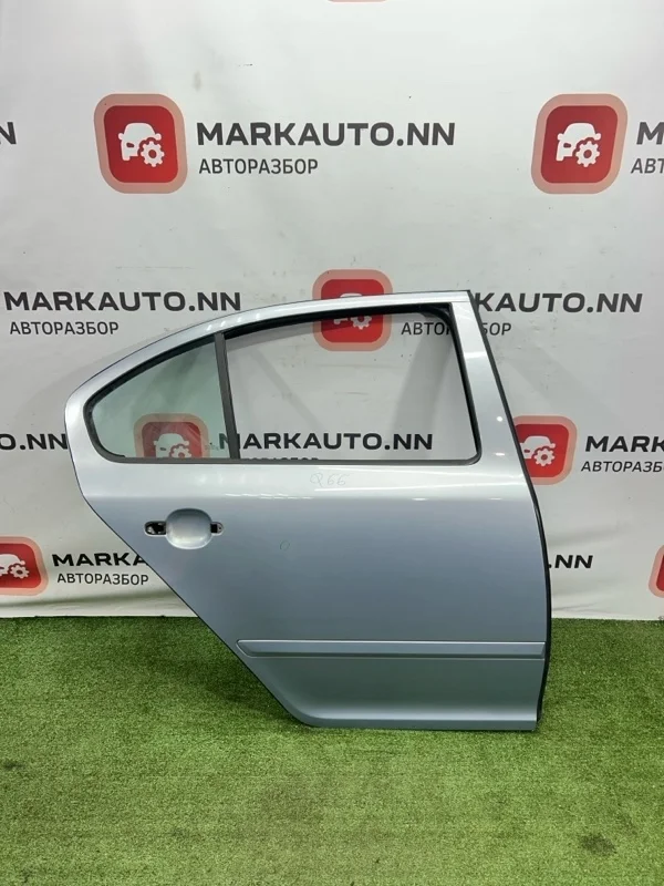 Дверь Skoda Octavia 2011 1Z5833056 A5 1.8 CDA, задняя правая