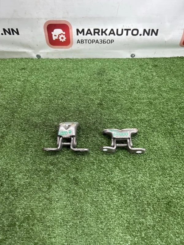 Петли двери Kia Ceed 793102H000 1 ED 1.6 G4FC, задние левые