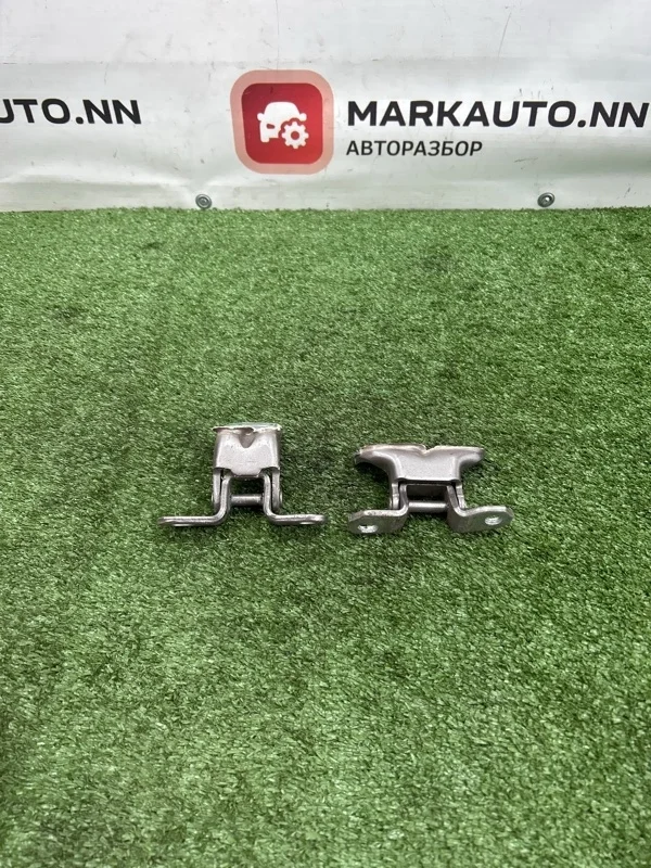 Петли двери Kia Ceed 793202H000 1 ED 1.6 G4FC, задние правые