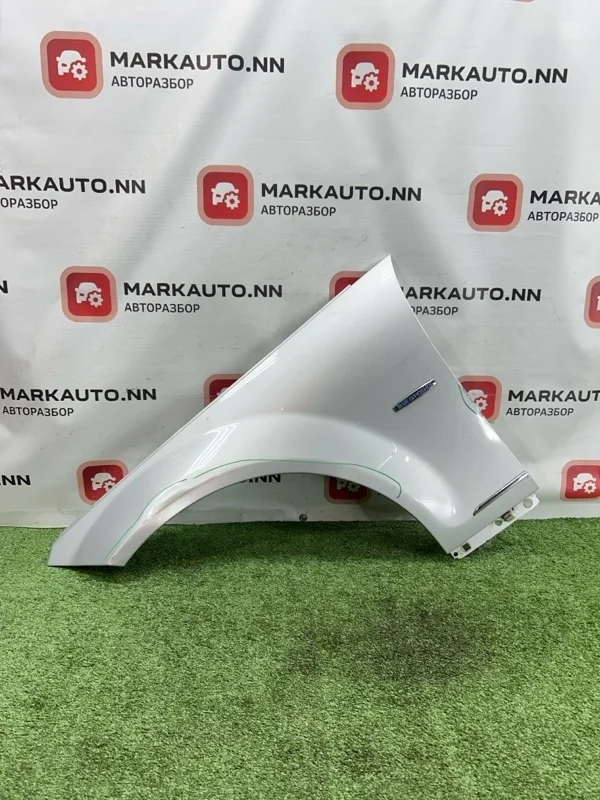 Крыло Mercedes-Benz C 2010 A2048800118 W204 2.2 OM651 ДИЗЕЛЬ, переднее левое