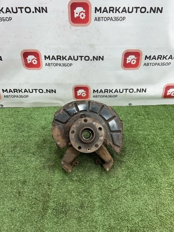 Кулак поворотный Skoda Octavia 2011 1K0407256T A5 1.6 BSE, передний правый