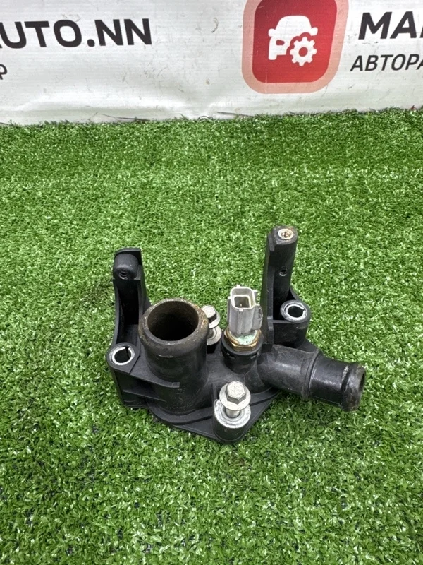 Корпус термостата Ford Focus 2009 7M5G8K556AC 2 1.6 SHDA 100 ЛС