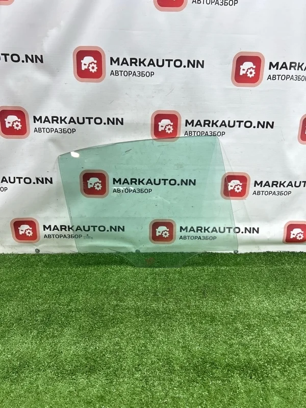 Стекло двери Skoda Octavia 2011 1Z5845206C A5 1.6 BSE, заднее правое