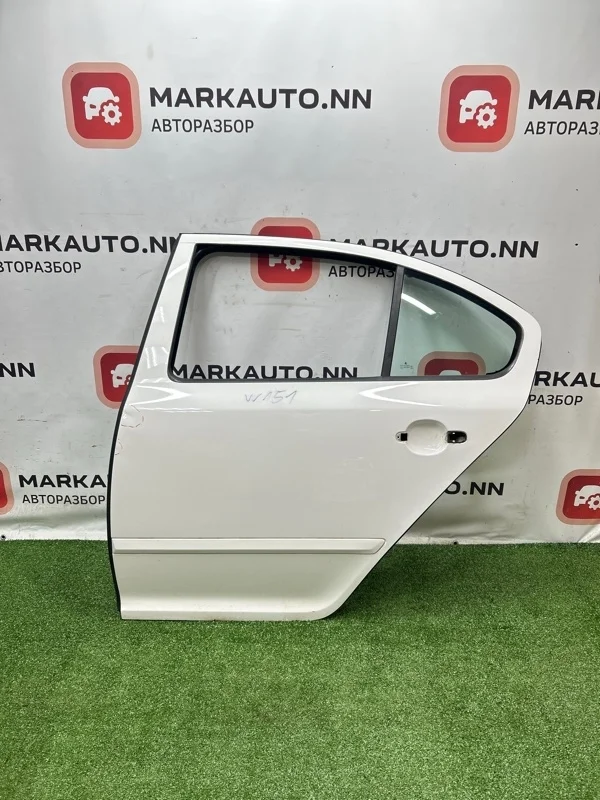 Дверь Skoda Octavia 2011 1Z5833055 A5 1.6 BSE, задняя левая