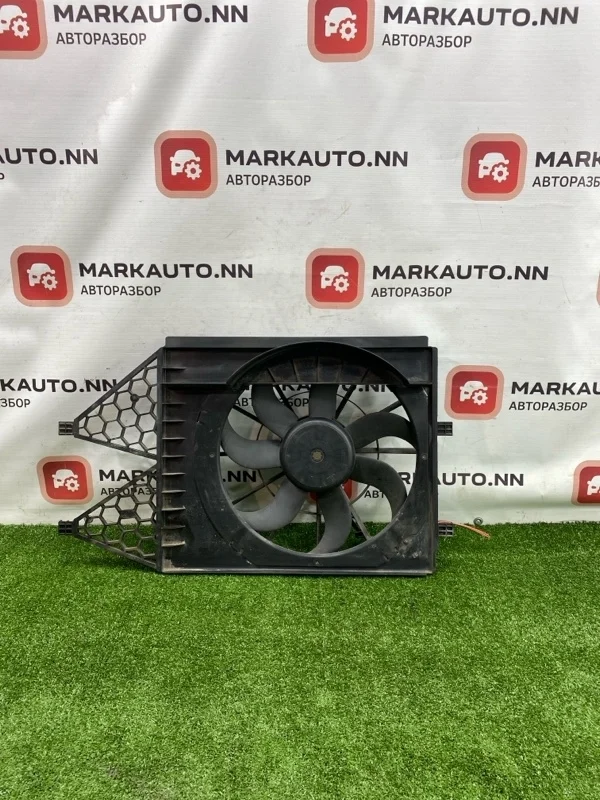 Диффузор вентилятора Skoda Fabia 2014 6R0121207 2 1.2 CGP