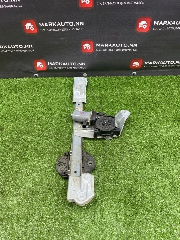 Стеклоподъемник Renault Logan 2016 807213282R 2 1.6 K7MA812, передний левый