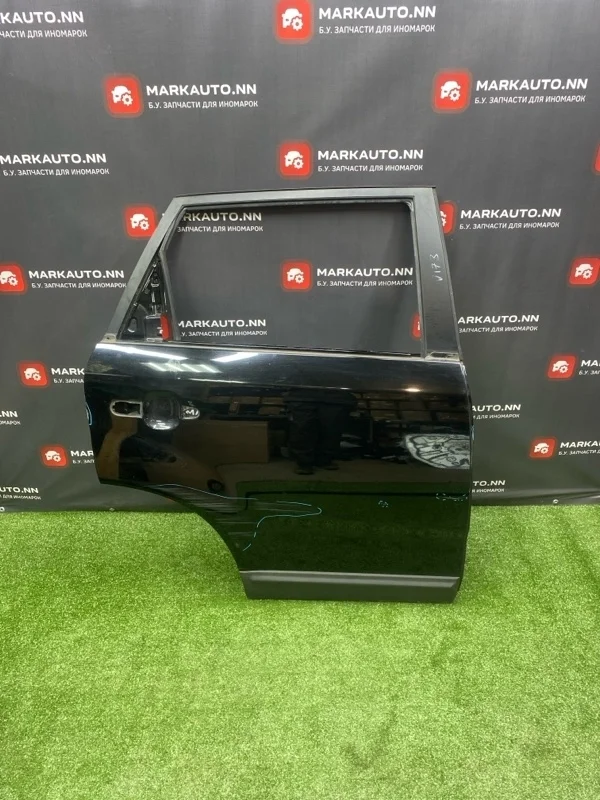 Дверь Kia Sorento 2010 770042P010 XM 2.2 D4HB 4WD, задняя правая