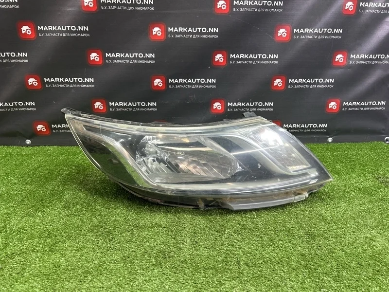 Фара Kia Rio 2012 921024X000 3 1.6 G4FC АКПП, передняя правая