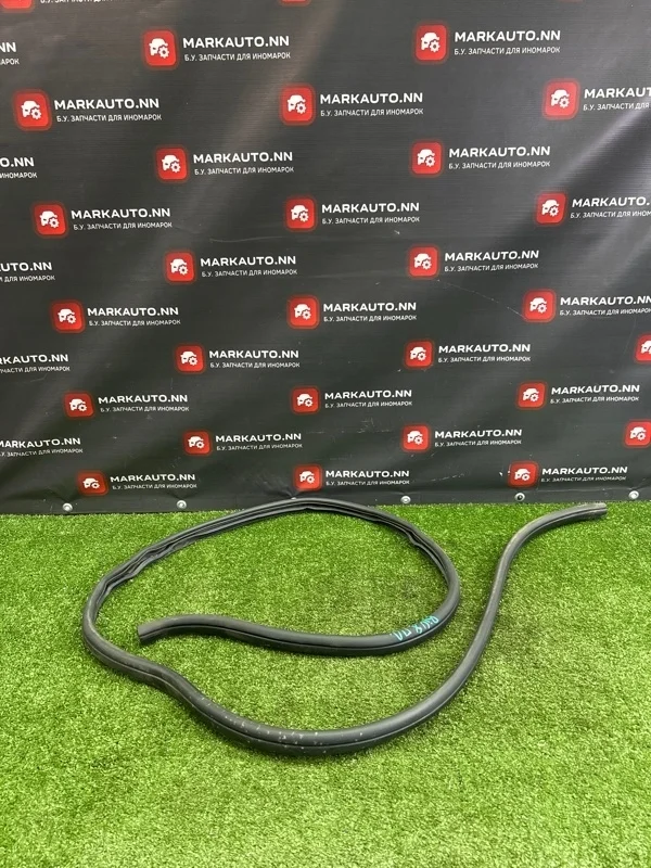 Уплотнитель арки двери Kia Rio 2012 821104Y000 3 1.6 G4FC АКПП, передний левый