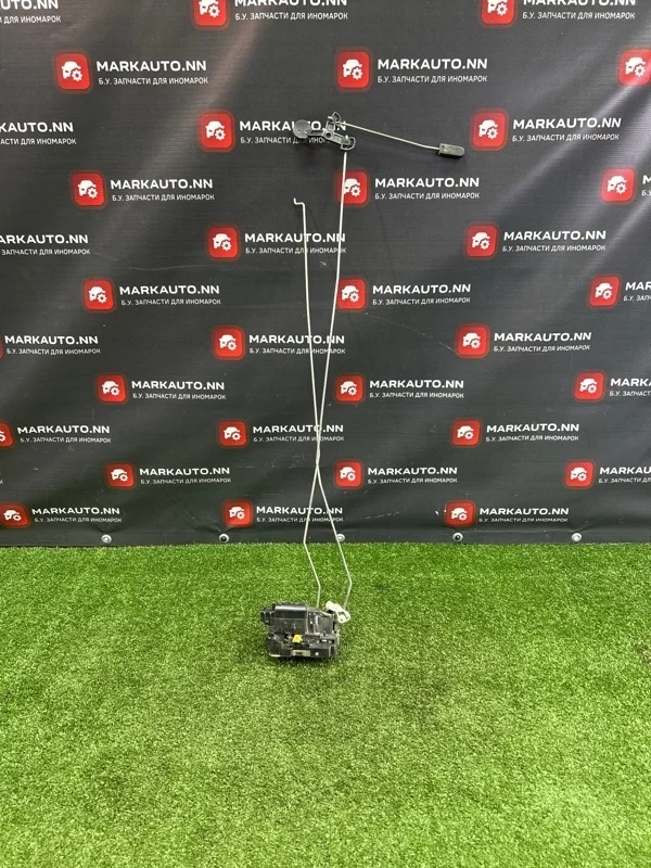 Замок двери Lada Largus 2014 8200928484 K7M, задний левый