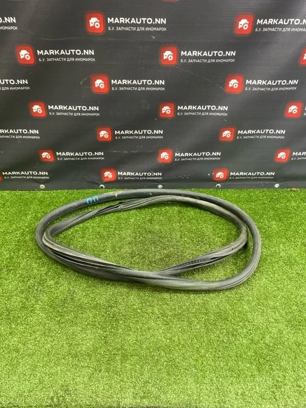 Уплотнитель арки двери Citroen C4 2013 9025CN B7 СЕДАН 1.6 10FHBX, передний правый