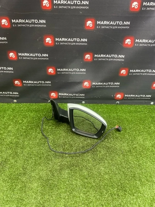 Зеркало боковое Skoda Octavia 2018 5E1857508N A7 1.6 CWV, правое