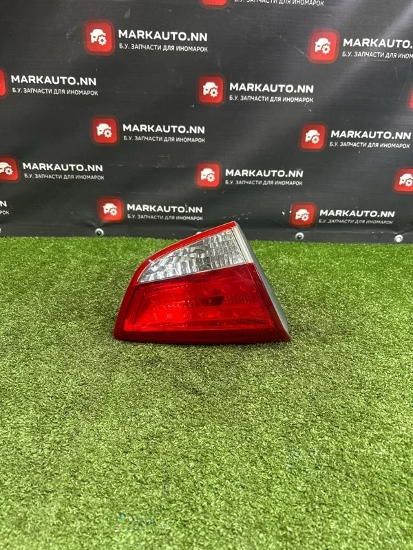 Фонарь внутренний Hyundai Ix35 2010 924052Y000 2.0 G4KD МКПП, задний левый