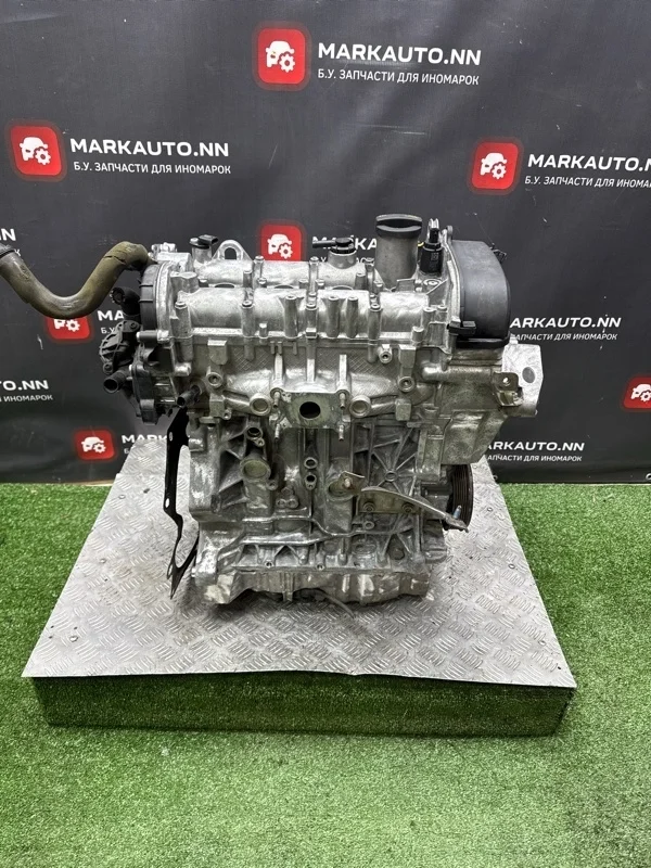 Двигатель Skoda Octavia 3 04E100031C A7 1.2 CJZ CJZA