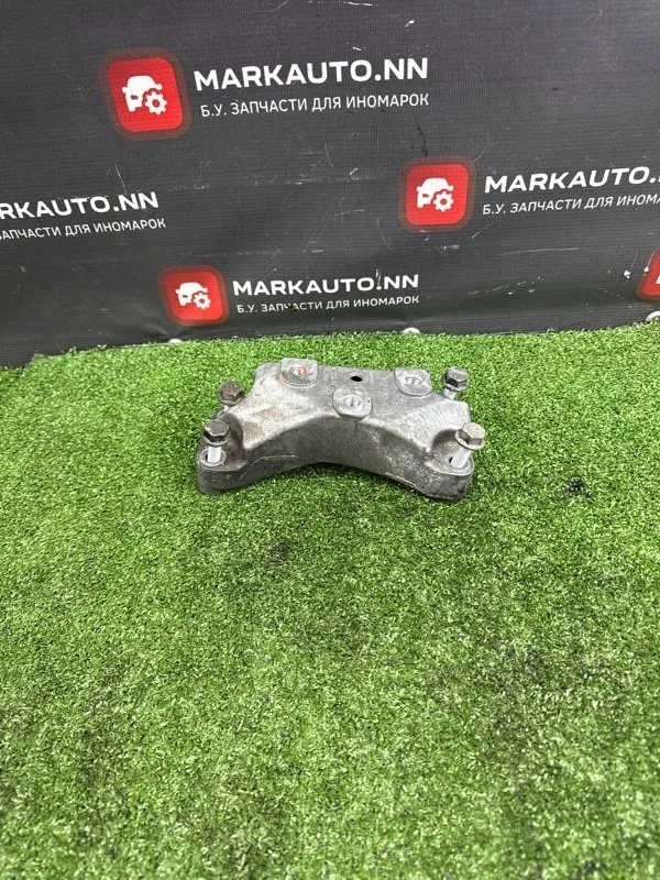 Кронштейн АКПП Volkswagen Tiguan 1K0199117 1.4 CTH