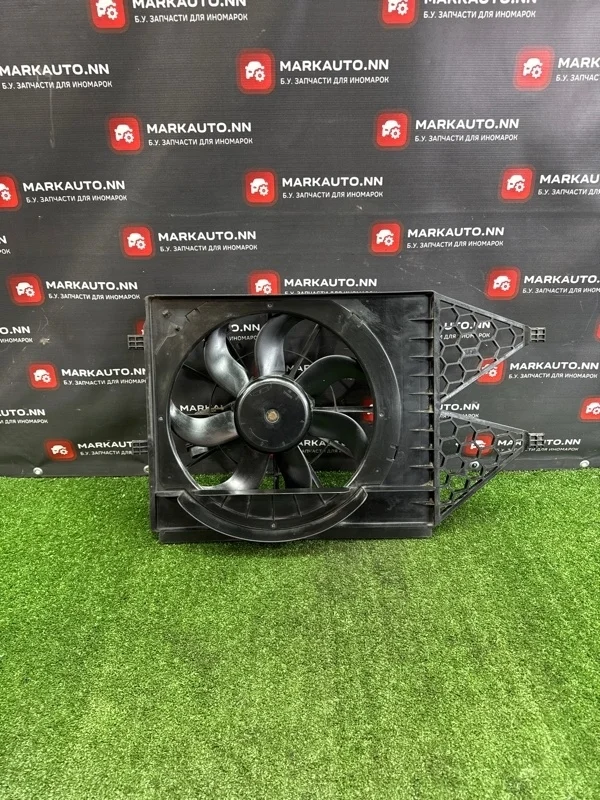 Диффузор радиатора Skoda Rapid 2017 6RU121207B 1 1.6 CWV