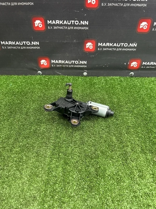 Моторчик стеклоочистителя Audi Q7 2007 8E9955711C 4L 3.0 ДИЗЕЛЬ BUG, задний