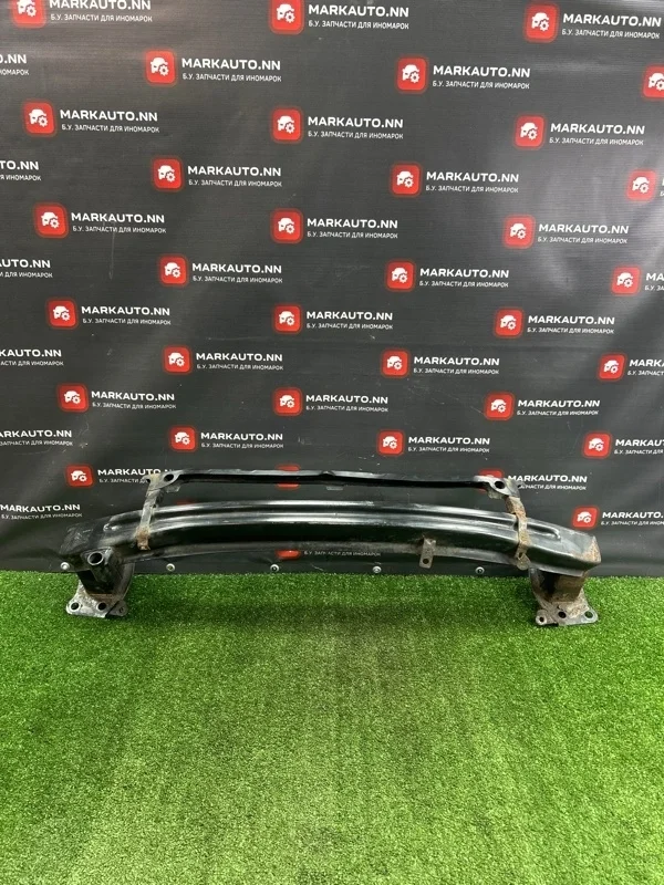 Усилитель бампера Skoda Octavia 2011 1Z0807111 A5 1.4 CAXA, передний