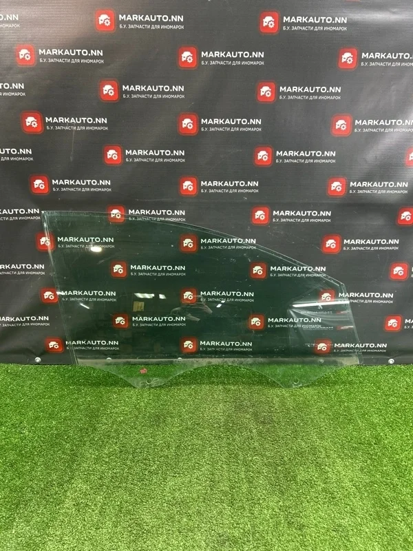 Стекло двери Audi Q7 2007 4L0845202 4L 3.0 ДИЗЕЛЬ BUG, переднее правое