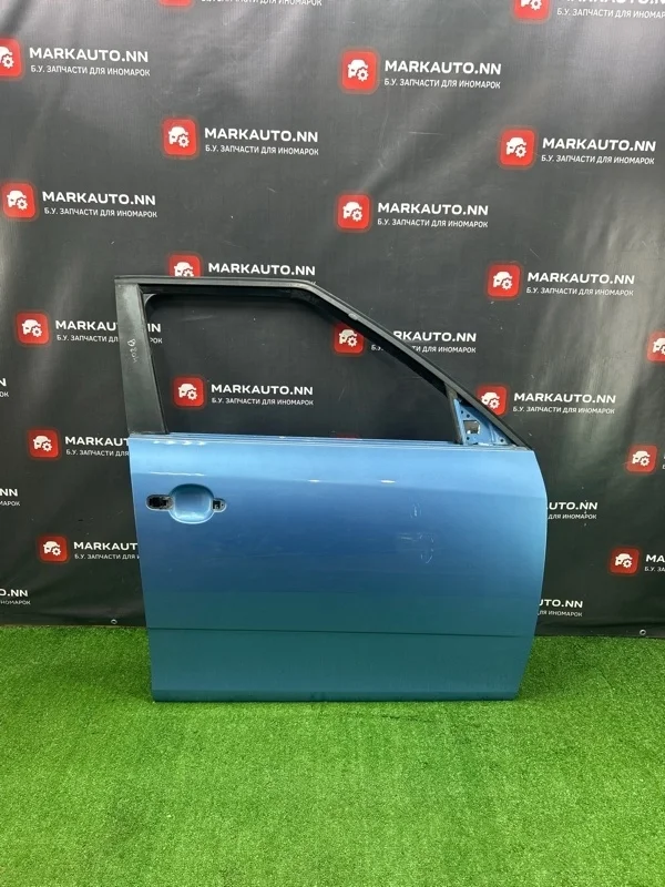 Дверь Skoda Fabia 2 2013 5J6831056 1.2 CGP МКПП, передняя правая