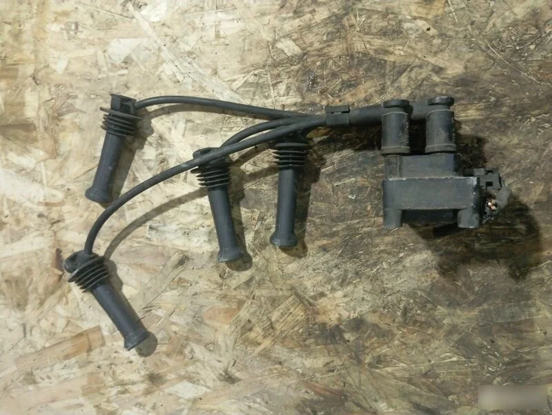 Катушка зажигания Ford Focus II (2005—2008)