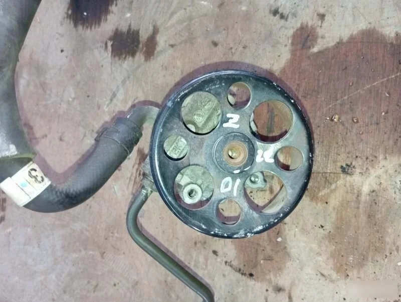 Насос гидроусилителя руля Chevrolet Captiva I (2006—2011)