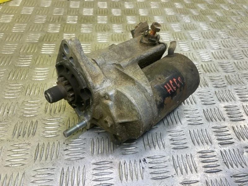 Стартер Toyota Hilux (2005-2015) 2014 281000L052 ПИКАП 2.5 D 2KDFTV