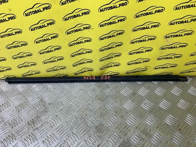 Молдинг стекла двери передней правой наружный Nissan Pathfinder (R51M) 2004-2013 2007 80820EB300 ВНЕДОРОЖНИК 2.5 D YD25DDTI, передний правый