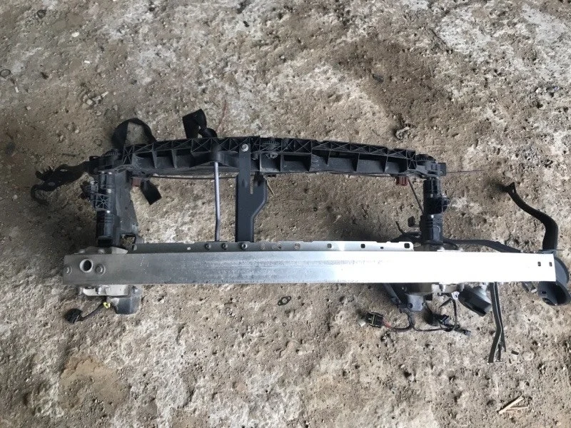 Передняя панель Mercedes-Benz E-Class 2015 A2128800135 W212 OM651