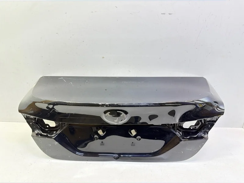 Крышка багажника Toyota Camry 2018- 70