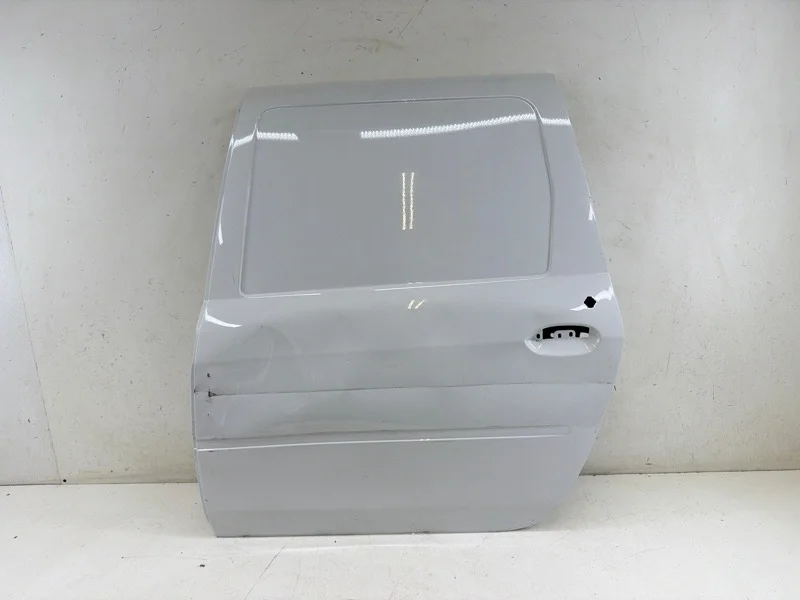 Дверь Lada Largus 2014-2025