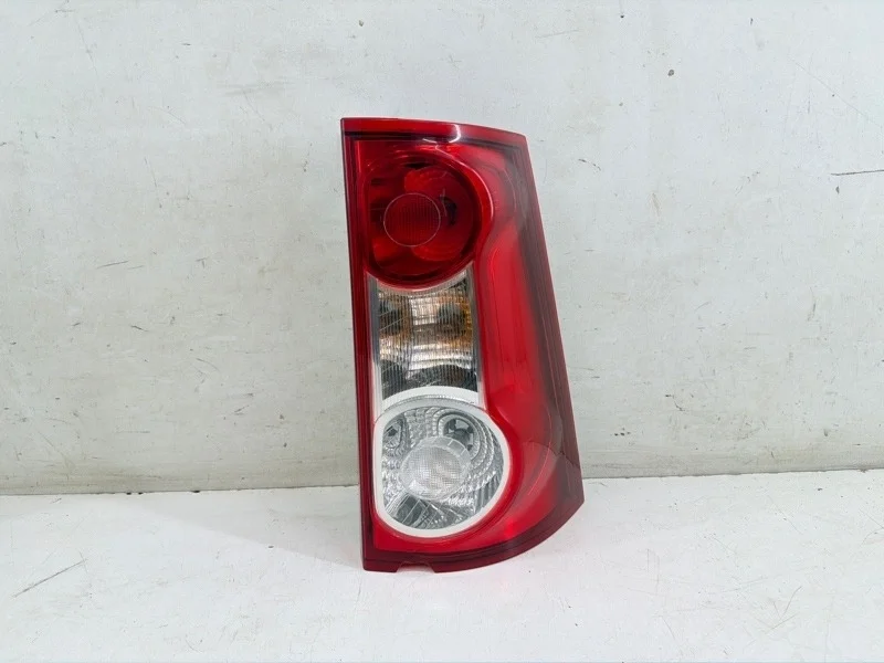 Фонарь Lada Largus 2011-2021