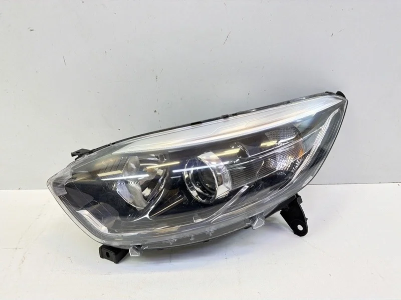 Фара Renault Kaptur 2016-2026