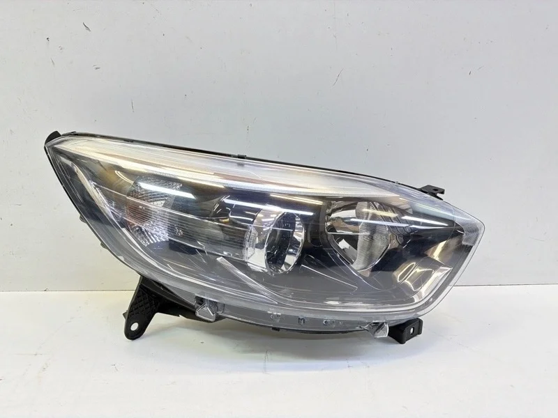 Фара Renault Kaptur 2016-2026