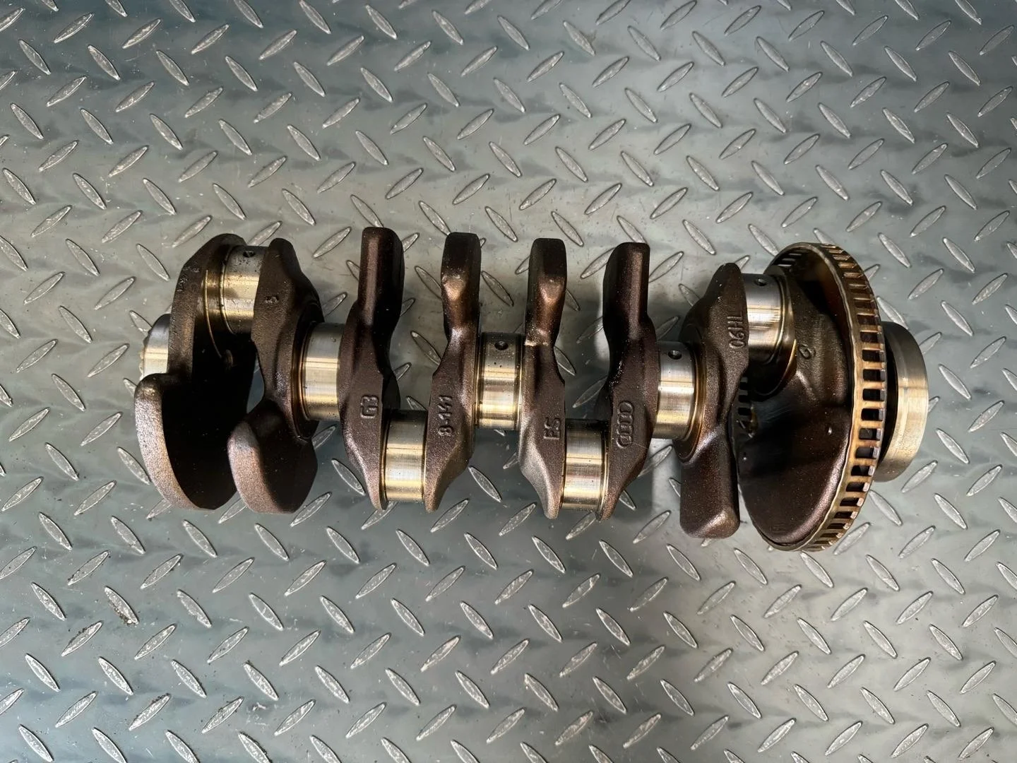 коленвал Audi A4 B8/8K