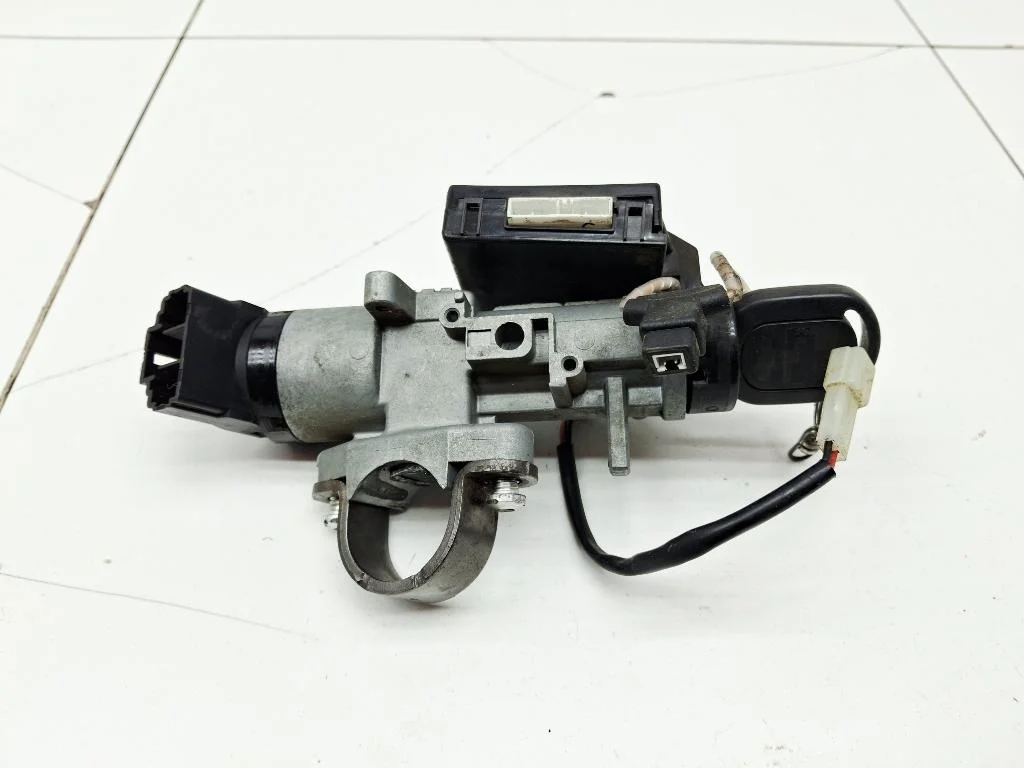 Замок зажигания Chevrolet Lacetti 2007 J200