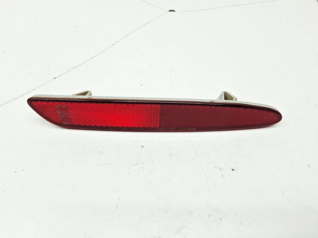 Отражатель в бампер задний правый Chevrolet Lacetti 2007 J200