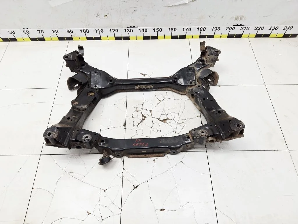 Подрамник Jaguar XF 2013 X250