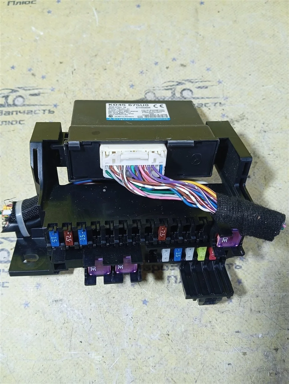 Блок управления центральным замком Mazda 6 KD45675U0 GJ