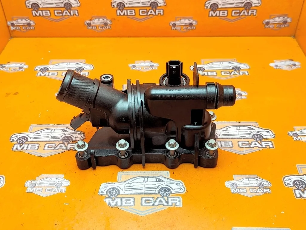 Термостат Mercedes-Benz