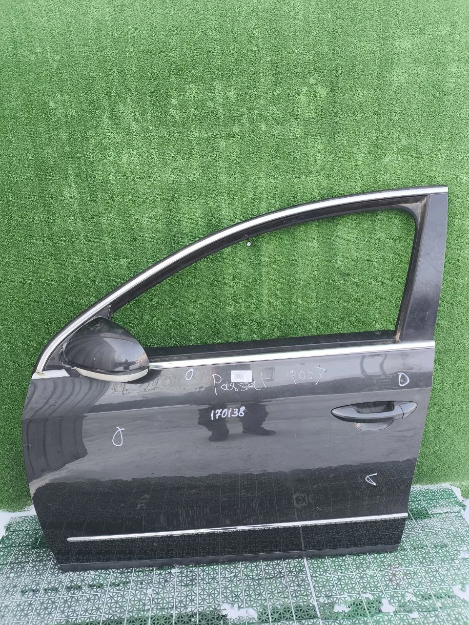 Дверь VOLKSWAGEN PASSAT B6 2005- передняя левая серая б/у PASSAT B6(2005-2010)