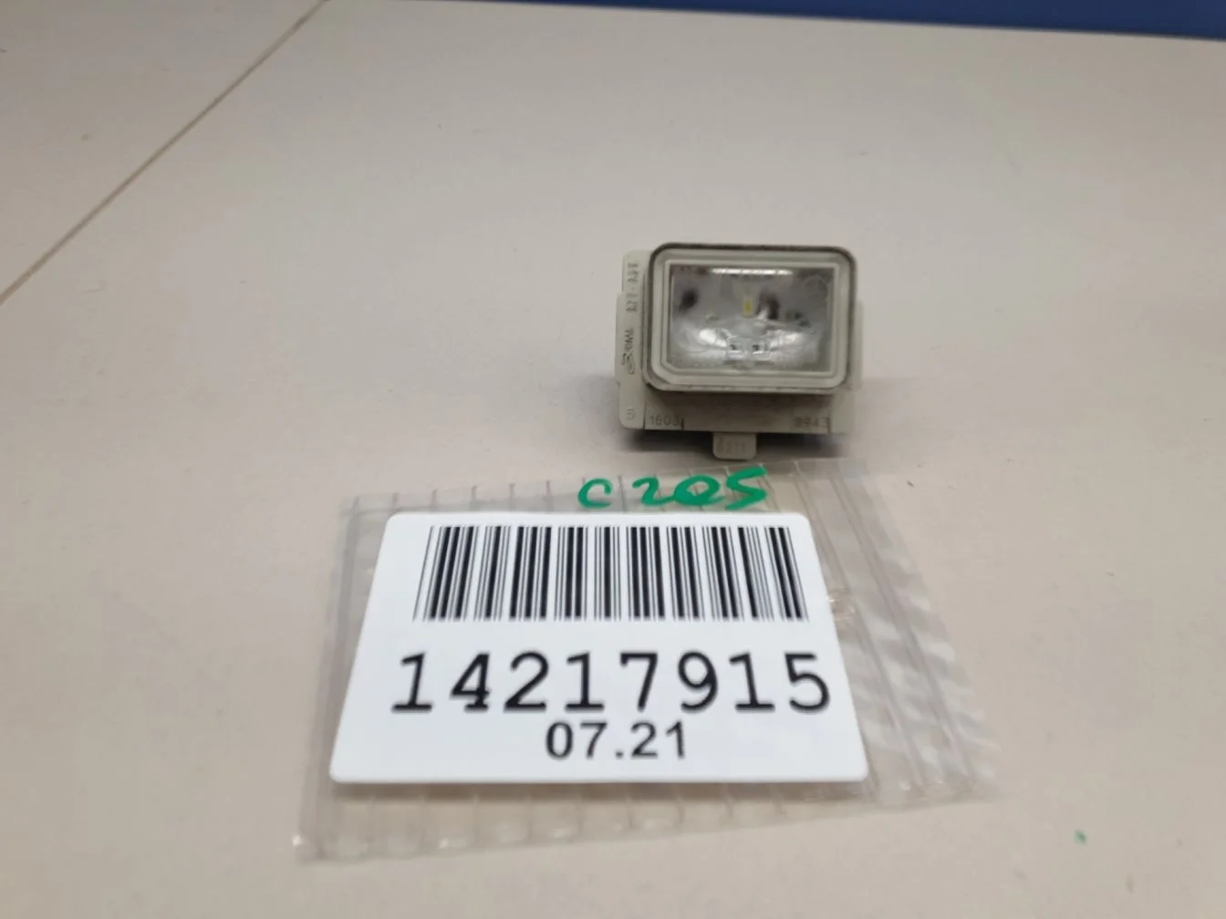 Фонарь подсветки номерного знака для Mercedes C-klasse W205 2014-