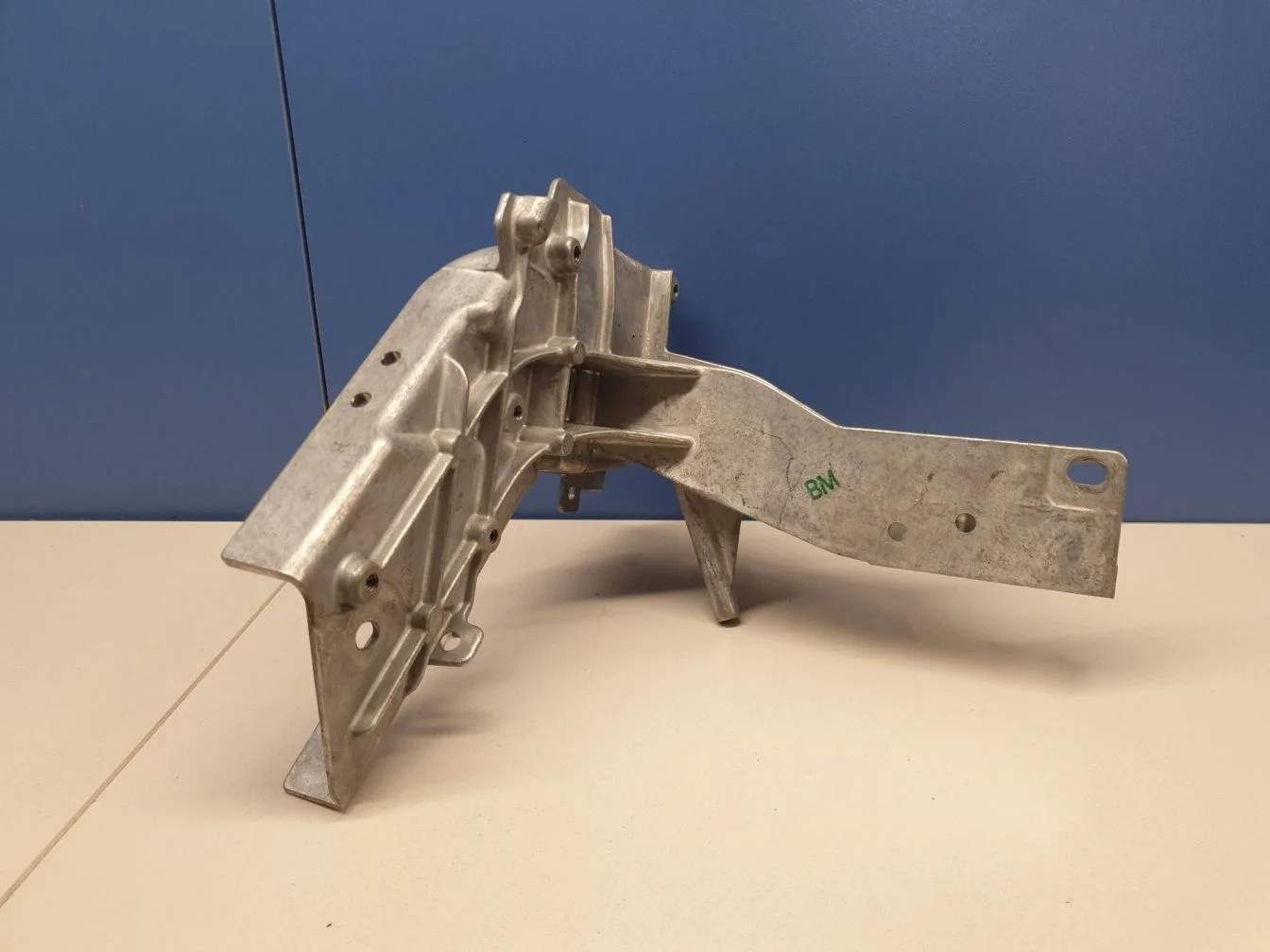 Кронштейн панели радиатора правый для Mercedes GLC-klasse X253 2015-