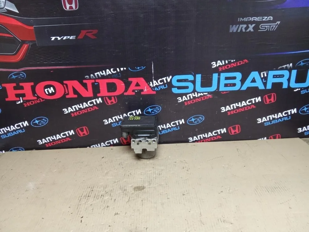 Блок ABS (насос) для Honda Civic FD (4D) 2006-2012